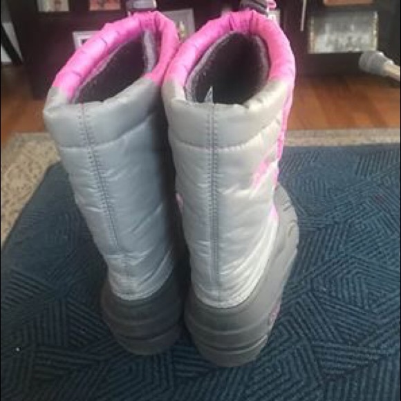 Girls sorel boots size 4 - Picture 4 of 4